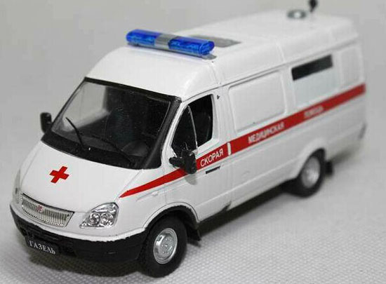 1:43 Scale White Russia Civilian Use Ambulance Van Toy