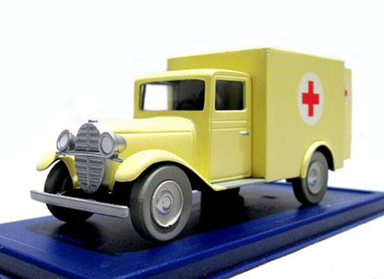 1:43 Scale Creamy White Ambulance Truck Model