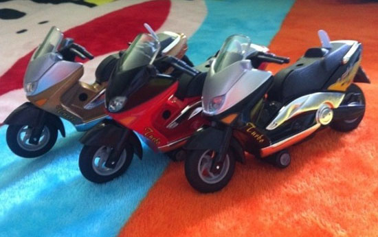 Kids Red / Black / Golden Pull-Back Function Motorcycle Toy