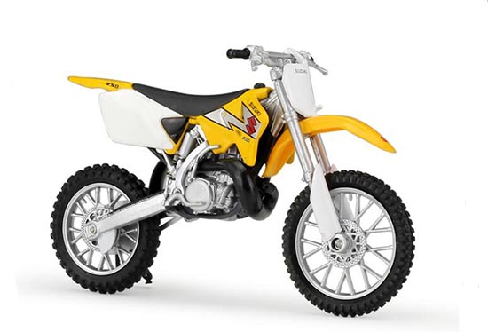 1:18 Welly SUZUKI RM250 Motocross Motorcycle Bike Model New in box Yellow 
