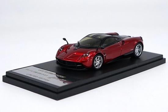 1:43 Scale White / Red Diecast Pagani Huayra V12 Model