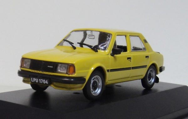 Yellow IXO 1:43 Scale Diecast Skoda 120 LS Car Model