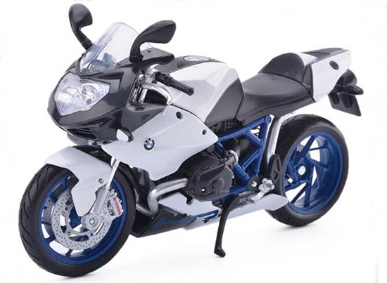 White 1:12 Scale MaiSto BMW HP2 Sport Motorcycle