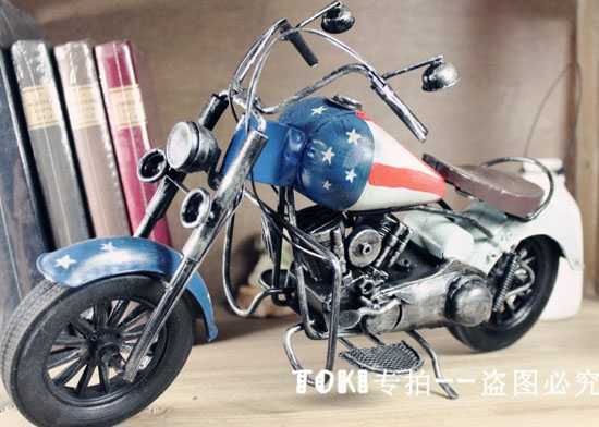 Red-Blue Large Scale National Flag Pattern Motorcycle Model