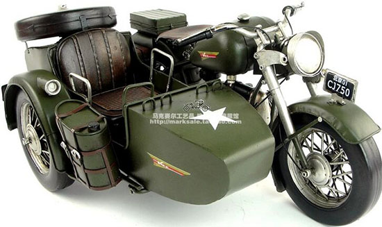 Army Green Handmade Tinplate Changjiang 750 Sidecar Motorcycle