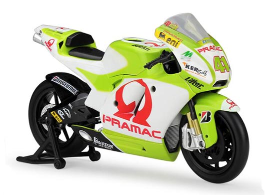 1:12 Green-White NewRay Diecast Ducati Pramac Racing Model
