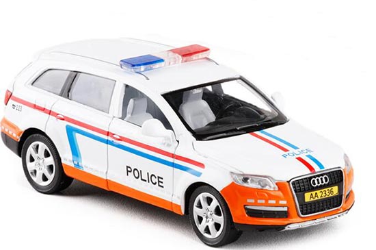 Police White-Orange 1:32 Scale Diecast Audi Q7 Toy