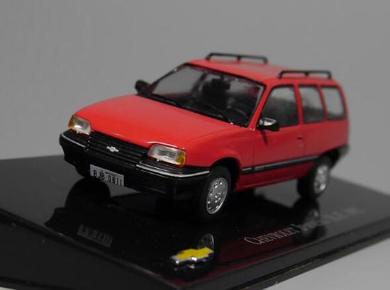 Red IXO 1:43 Diecast 1992 Chevrolet Ipanema SL/E Model